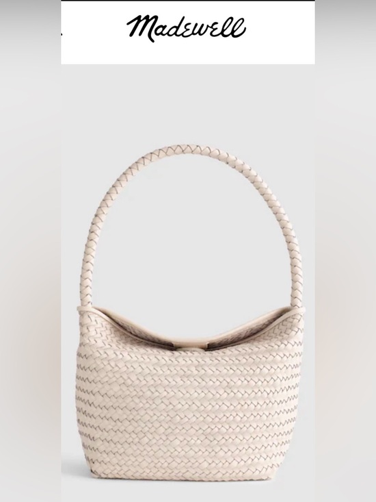 Madewell Handbags - New Madewell Bestseller The Signature Woven Shoulder Bag in Vintage Muslin